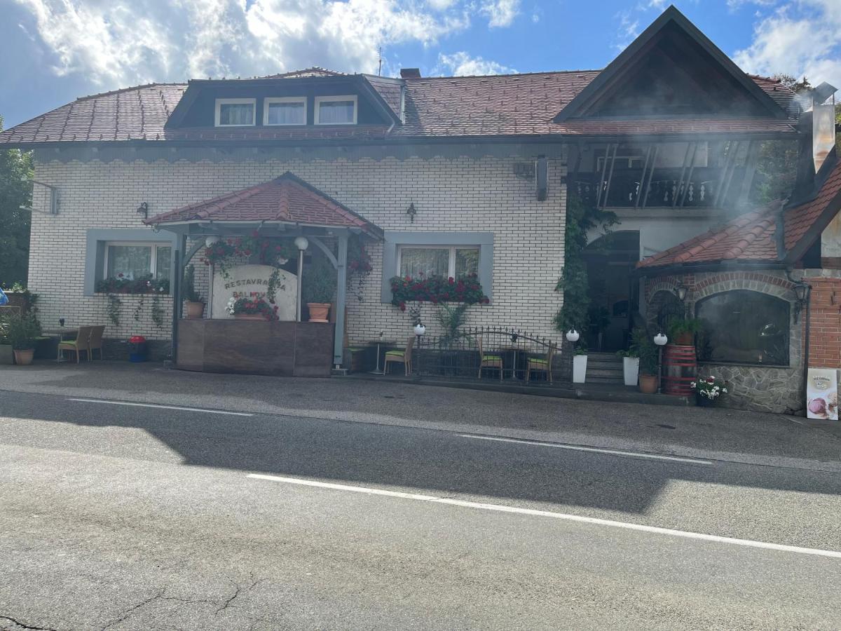 Rooms Balkovec Dragatuš Eksteriør bilde